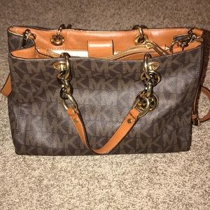 Michael Kors Chain Handle Bag